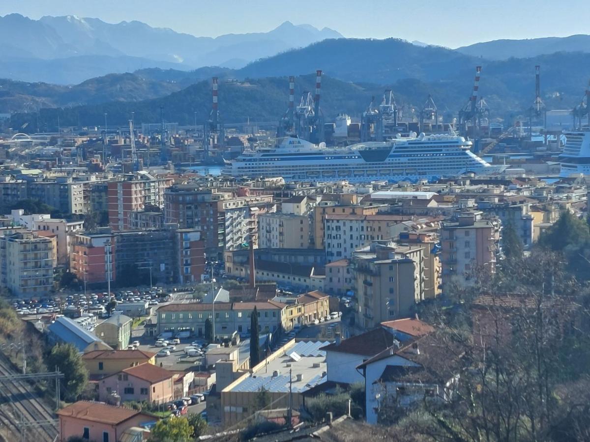 Charlotte Appartamento Con Parcheggio, 5 Terre, Vicino Stazione La Spezia Dış mekan fotoğraf